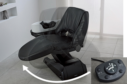 シートが90度回転し、多彩なメニューの提供が可能に。