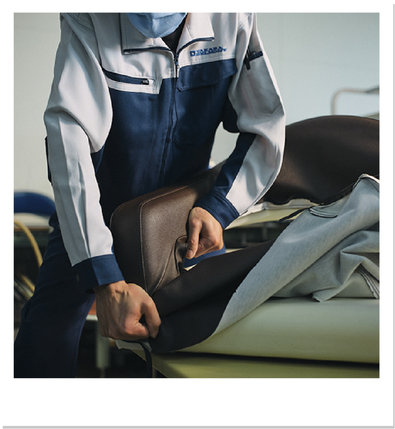 チェアの製造工程の写真